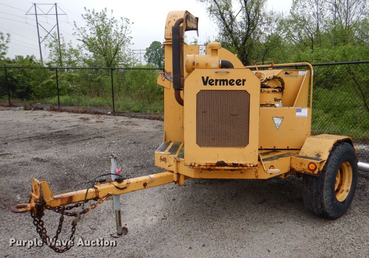 image for item DK8999 1996 Vermeer 1250BC  wood chipper