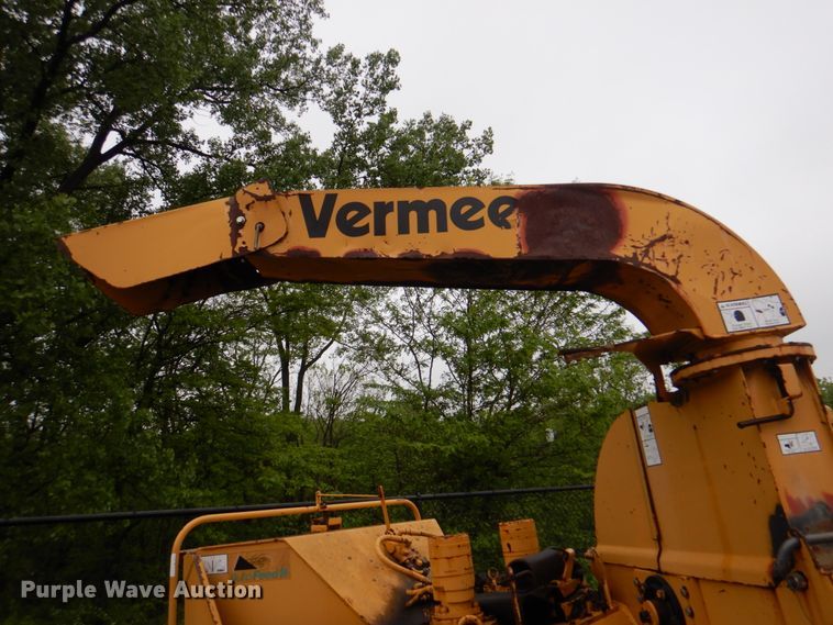 image for item DK8999 1996 Vermeer 1250BC  wood chipper