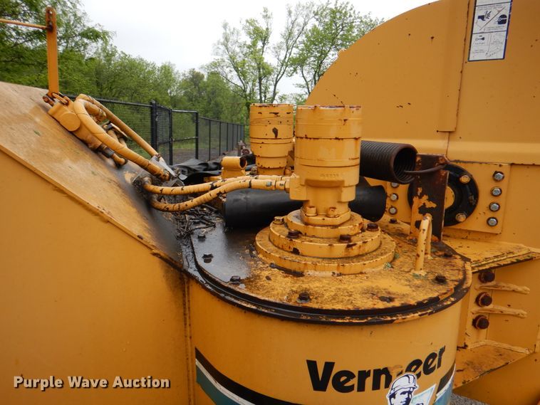 image for item DK8999 1996 Vermeer 1250BC  wood chipper