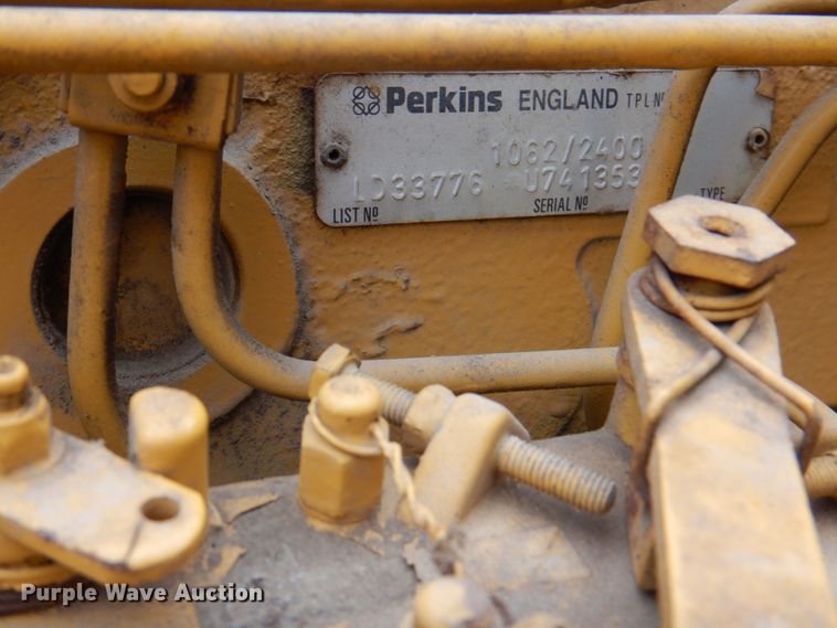 image for item DK8999 1996 Vermeer 1250BC  wood chipper