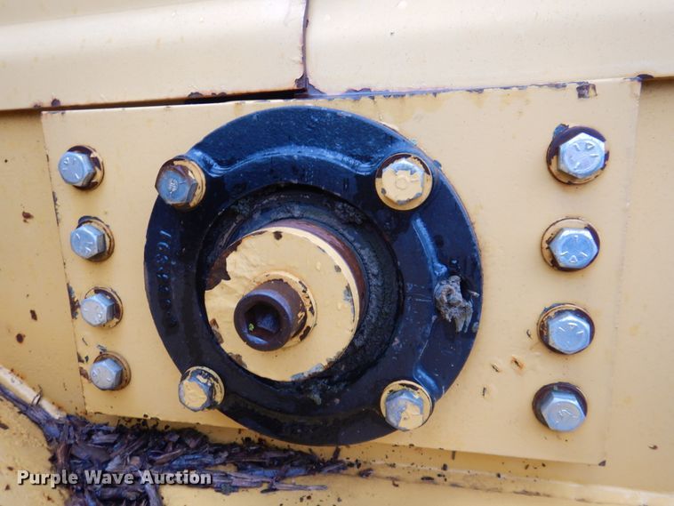 image for item DK8999 1996 Vermeer 1250BC  wood chipper