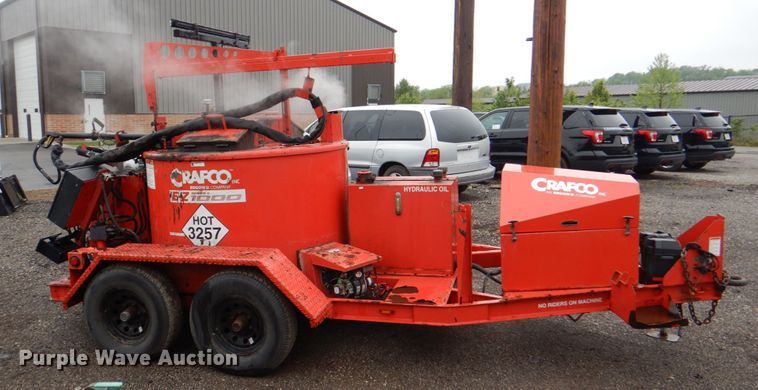 image for item DL0000 2010 Crafco EZ1000EB melter/applicator