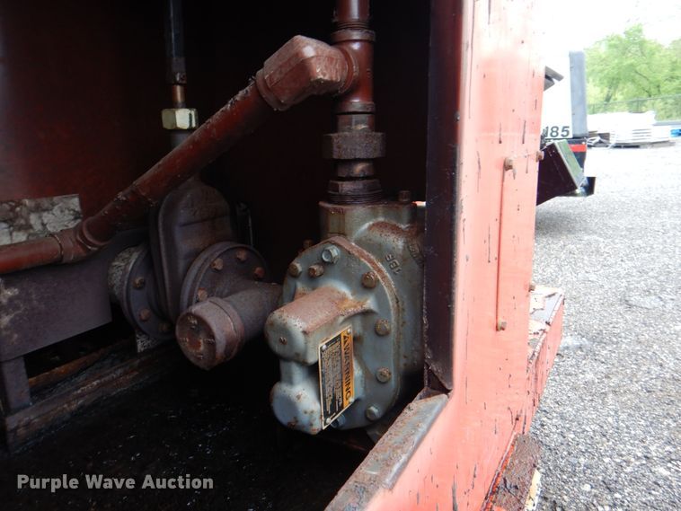 image for item DL0000 2010 Crafco EZ1000EB melter/applicator