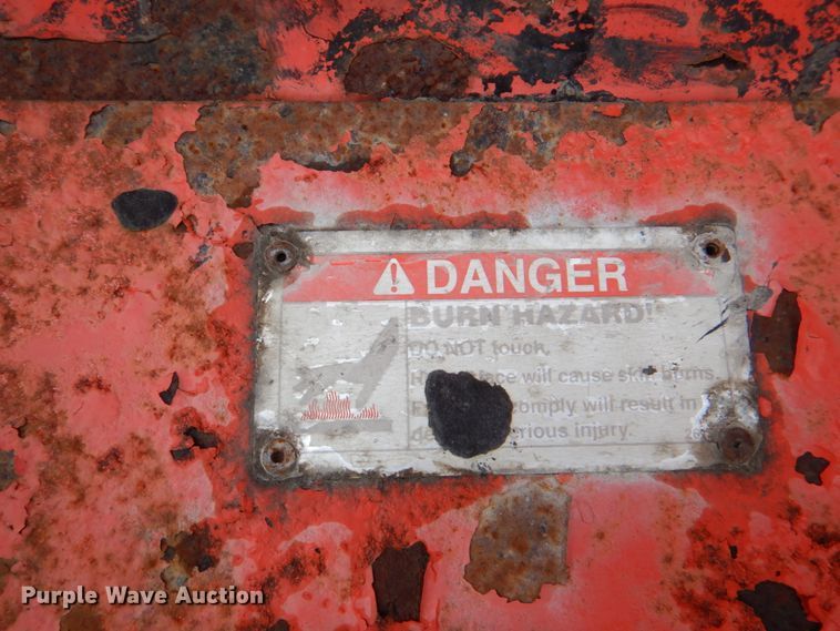 image for item DL0000 2010 Crafco EZ1000EB melter/applicator