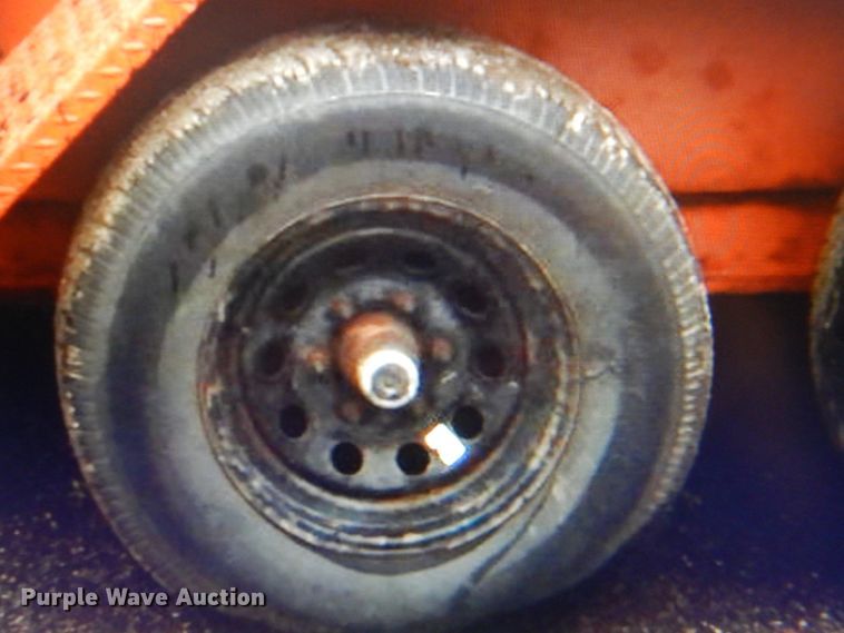 image for item DL0000 2010 Crafco EZ1000EB melter/applicator