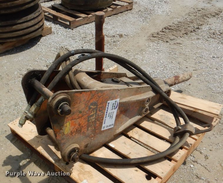 image for item DL0025 Stanley MB550 breaker