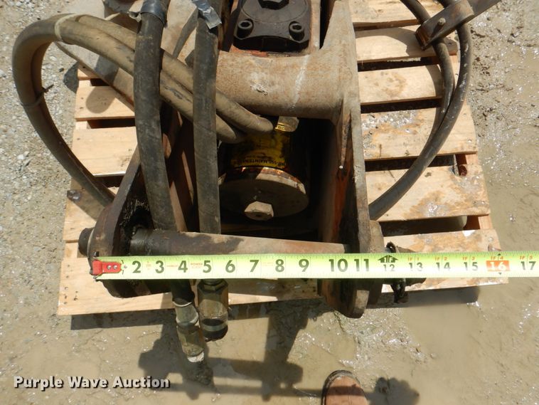 image for item DL0025 Stanley MB550 breaker