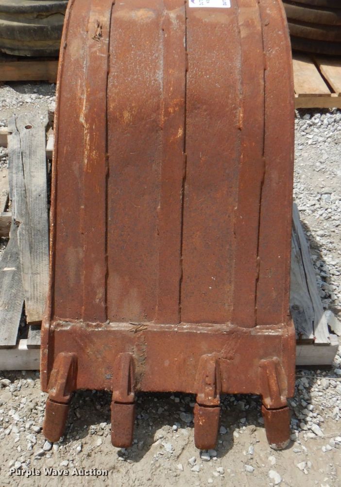 image for item DL0028 Excavator bucket