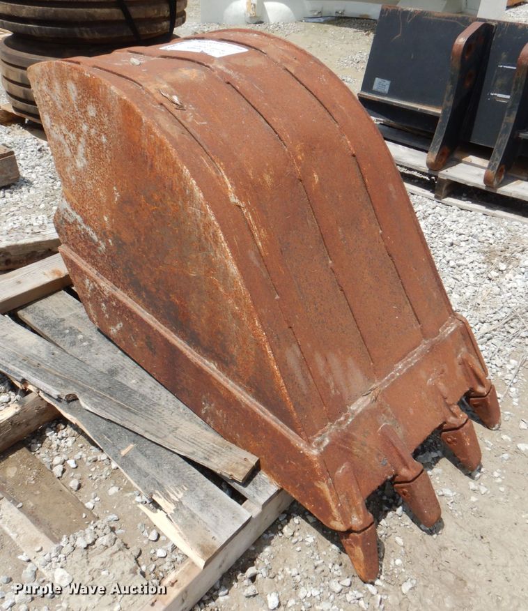 image for item DL0028 Excavator bucket