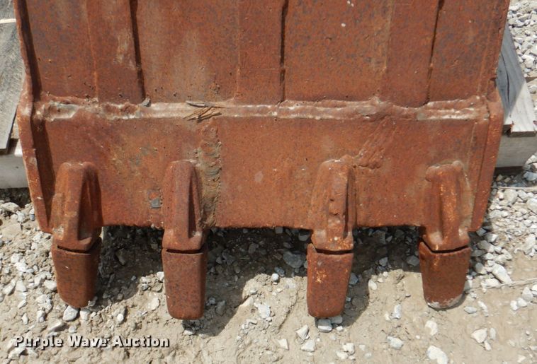 image for item DL0028 Excavator bucket