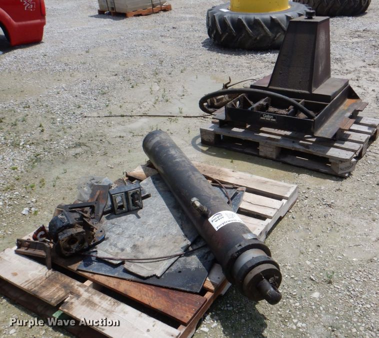 image for item DL0032 Truck parts