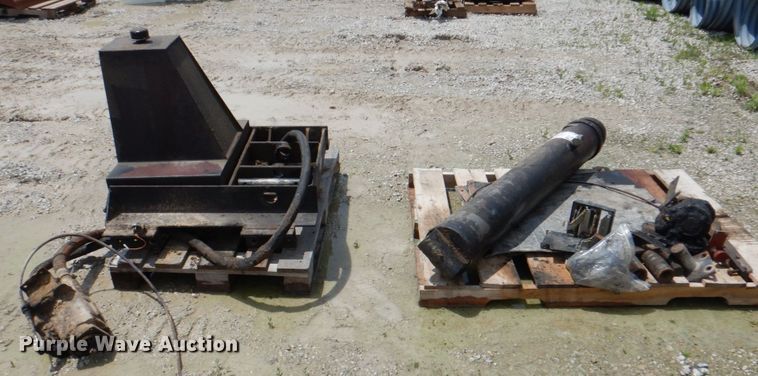 image for item DL0032 Truck parts