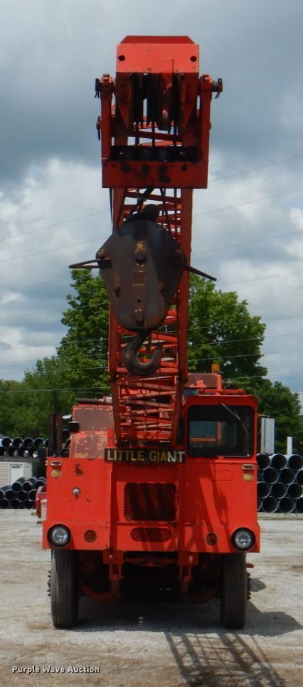 image for item DL0036 Little Giant 48  crane