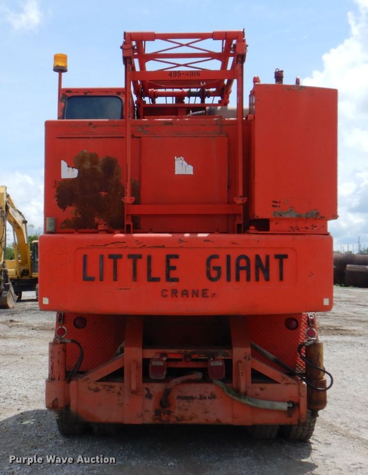 image for item DL0036 Little Giant 48  crane