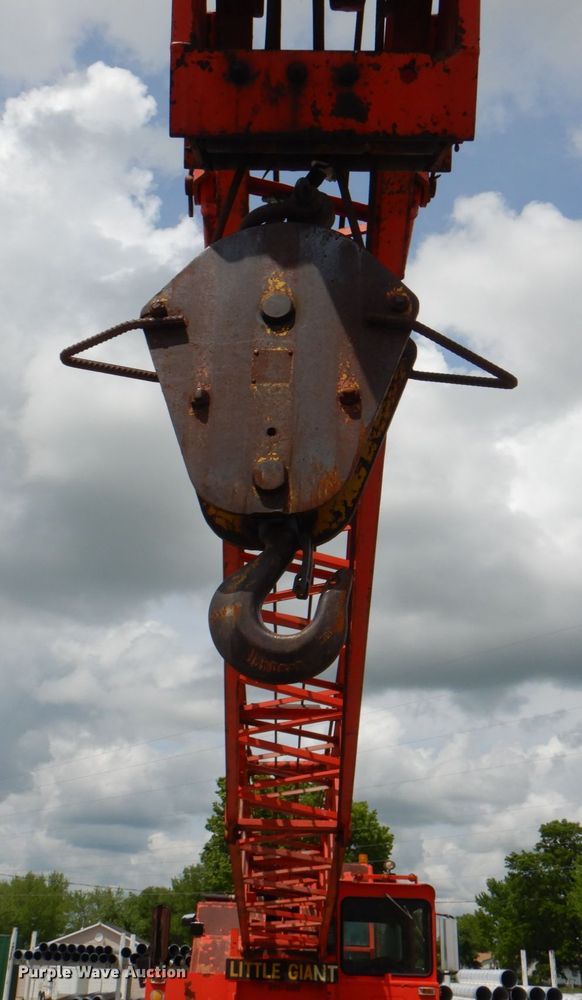 image for item DL0036 Little Giant 48  crane