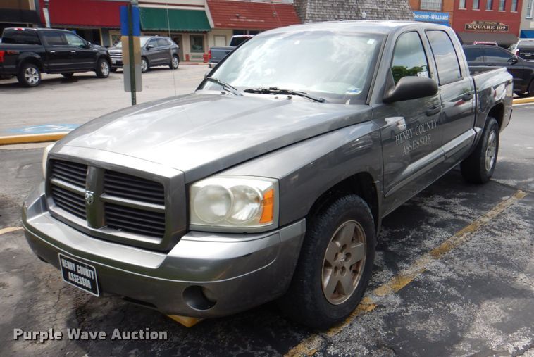 image for item DL0038 2006 Dodge Dakota SLT  Crew Cab pickup truck