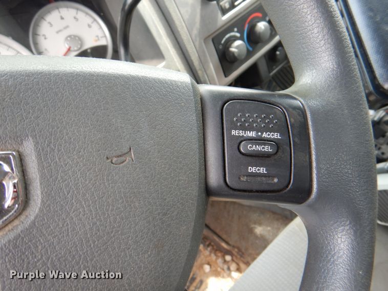 image for item DL0038 2006 Dodge Dakota SLT  Crew Cab pickup truck