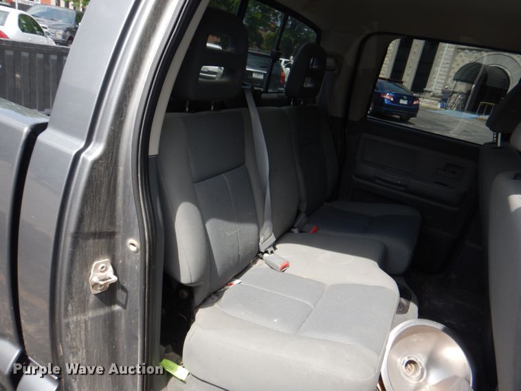 image for item DL0038 2006 Dodge Dakota SLT  Crew Cab pickup truck