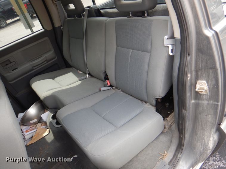 image for item DL0038 2006 Dodge Dakota SLT  Crew Cab pickup truck