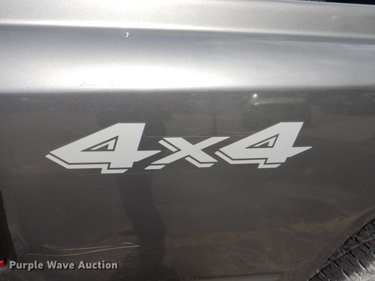 image for item DL0038 2006 Dodge Dakota SLT  Crew Cab pickup truck