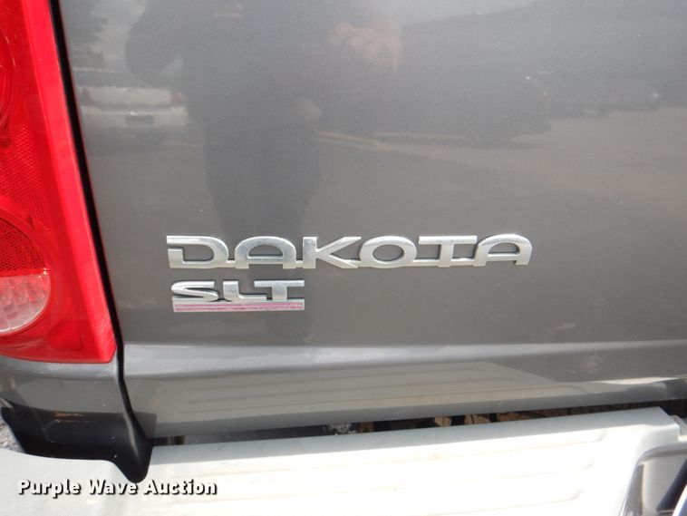 image for item DL0038 2006 Dodge Dakota SLT  Crew Cab pickup truck