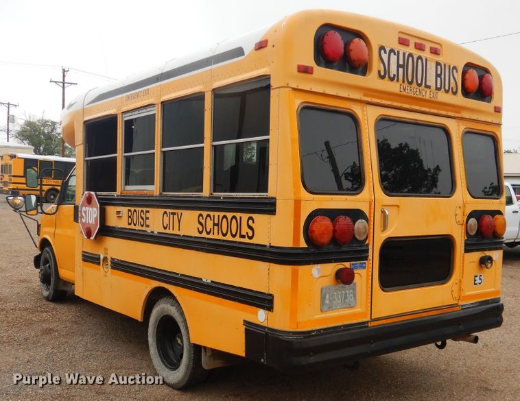 image for item DL0298 2000 Chevrolet  school bus