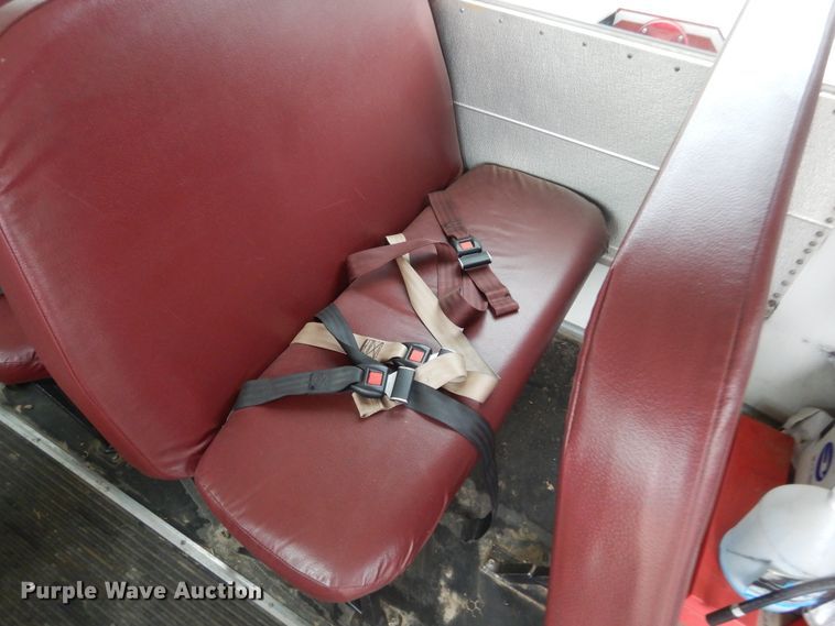 image for item DL0298 2000 Chevrolet  school bus