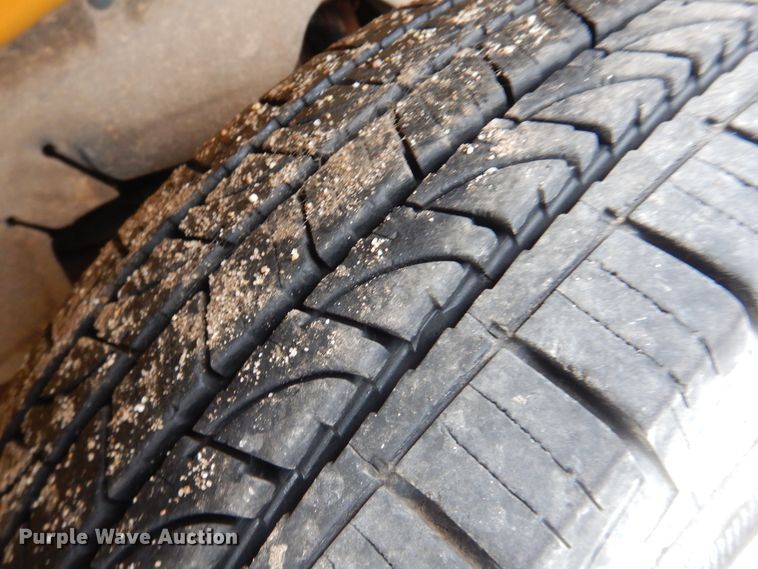 image for item DL0298 2000 Chevrolet  school bus