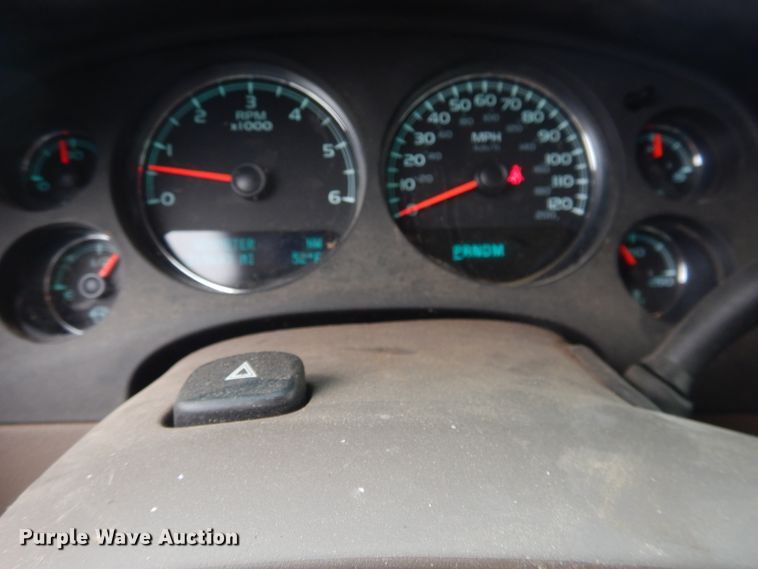 image for item DL0299 2010 Chevrolet Suburban  SUV