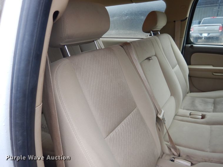 image for item DL0299 2010 Chevrolet Suburban  SUV