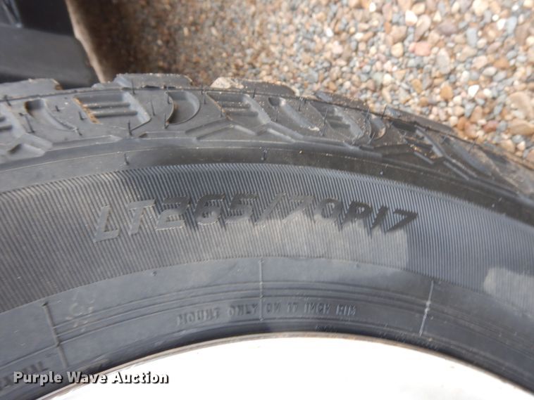 image for item DL0299 2010 Chevrolet Suburban  SUV