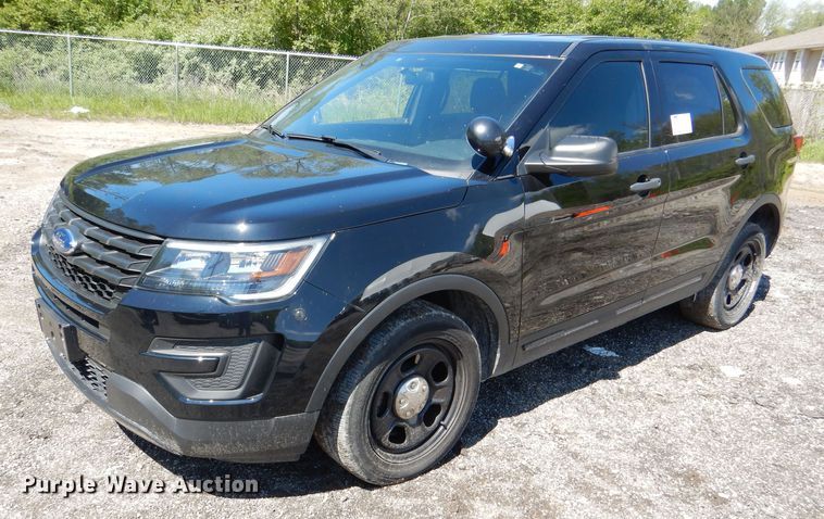 image for item DL8135 2017 Ford Explorer Police  SUV