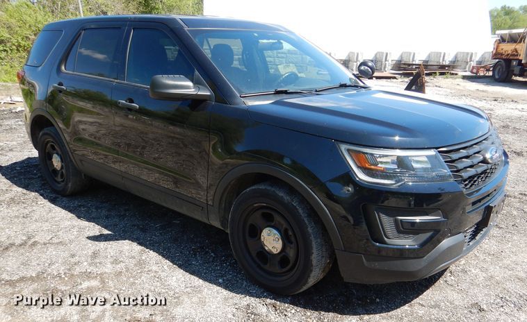 image for item DL8135 2017 Ford Explorer Police  SUV