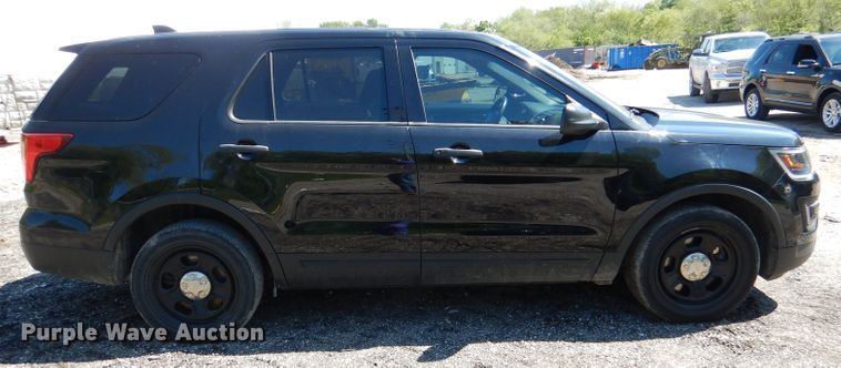 image for item DL8135 2017 Ford Explorer Police  SUV