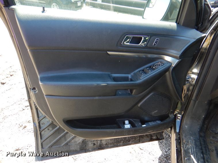 image for item DL8135 2017 Ford Explorer Police  SUV