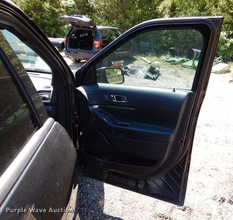 image for item DL8135 2017 Ford Explorer Police  SUV