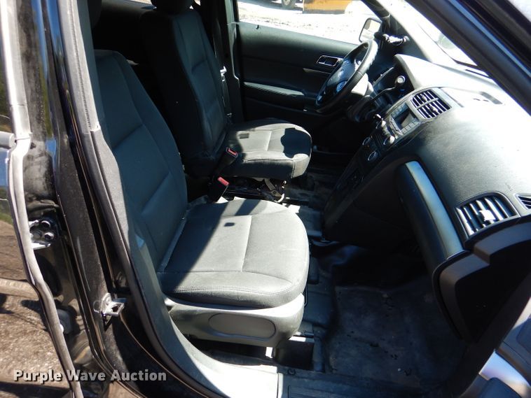 image for item DL8135 2017 Ford Explorer Police  SUV