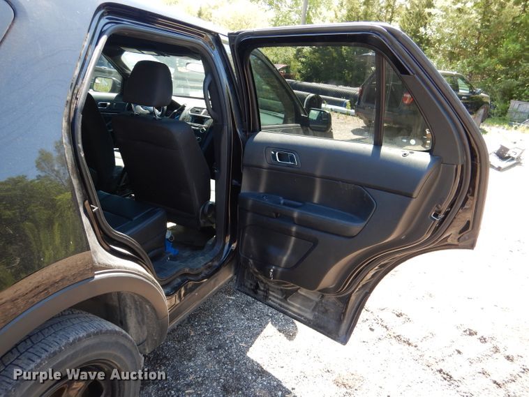 image for item DL8135 2017 Ford Explorer Police  SUV