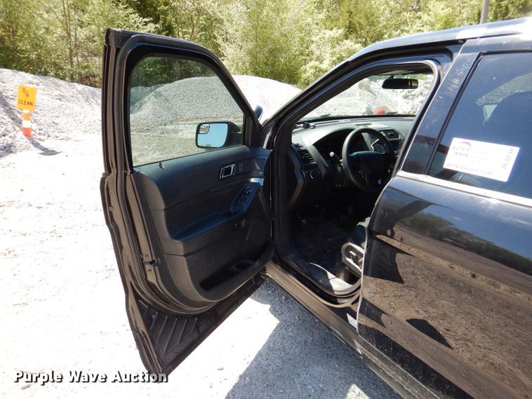 image for item DL8136 2016 Ford Explorer Police  SUV