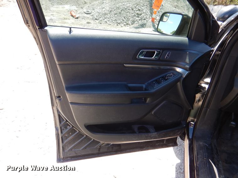 image for item DL8136 2016 Ford Explorer Police  SUV