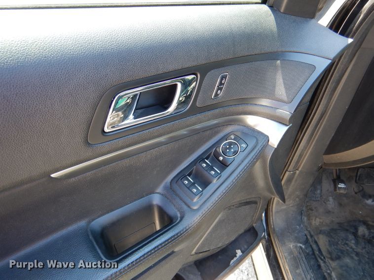 image for item DL8136 2016 Ford Explorer Police  SUV