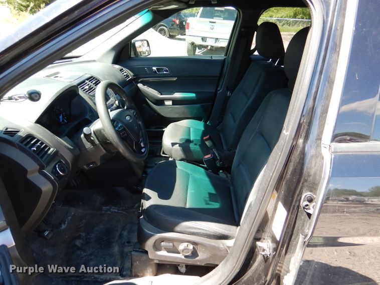 image for item DL8136 2016 Ford Explorer Police  SUV