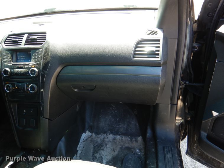 image for item DL8136 2016 Ford Explorer Police  SUV