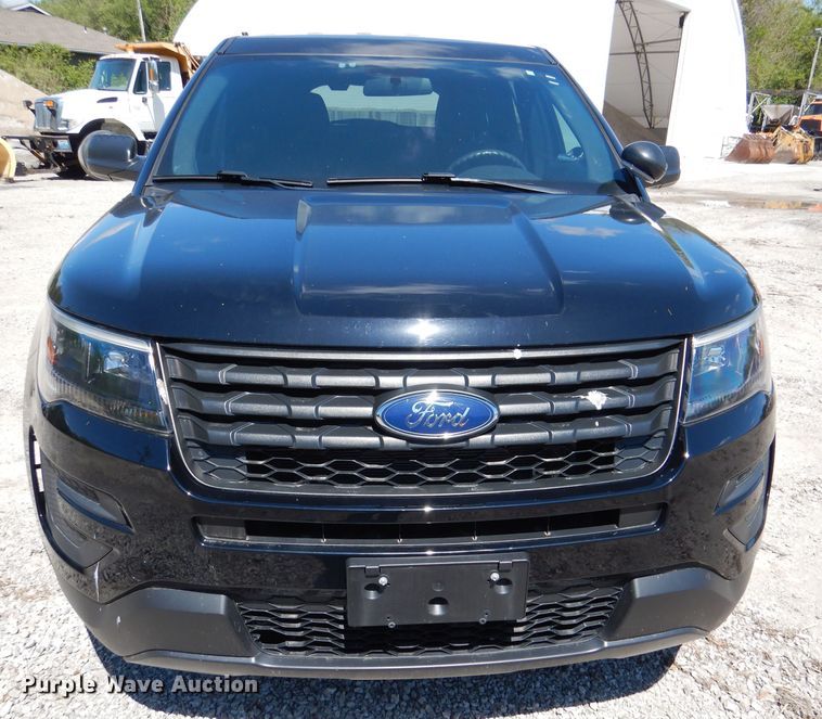image for item DL8137 2017 Ford Explorer Police  SUV