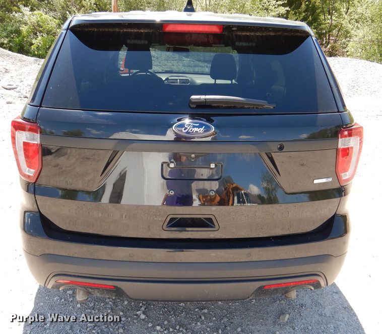 image for item DL8137 2017 Ford Explorer Police  SUV