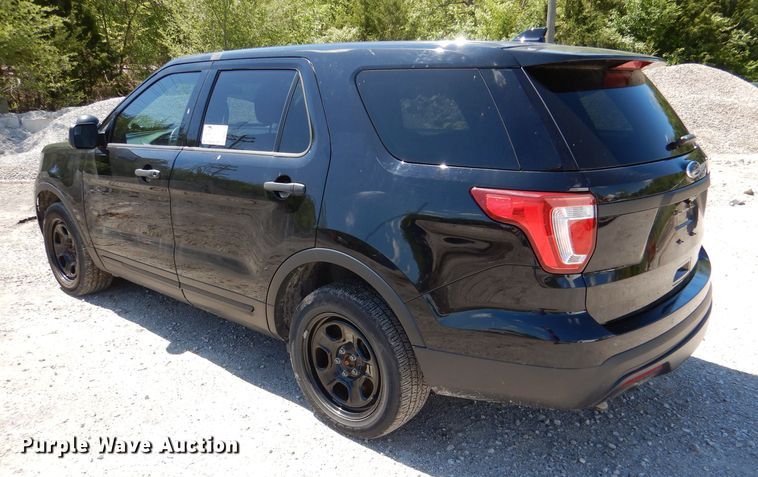 image for item DL8137 2017 Ford Explorer Police  SUV