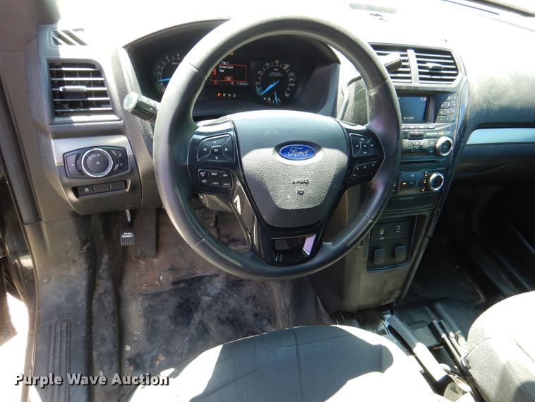 image for item DL8137 2017 Ford Explorer Police  SUV