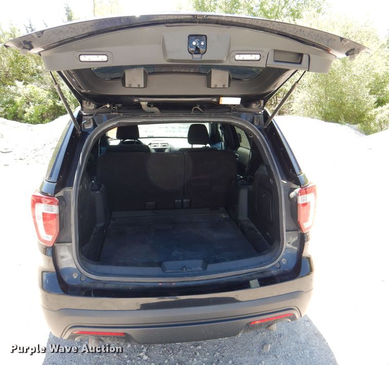 image for item DL8137 2017 Ford Explorer Police  SUV