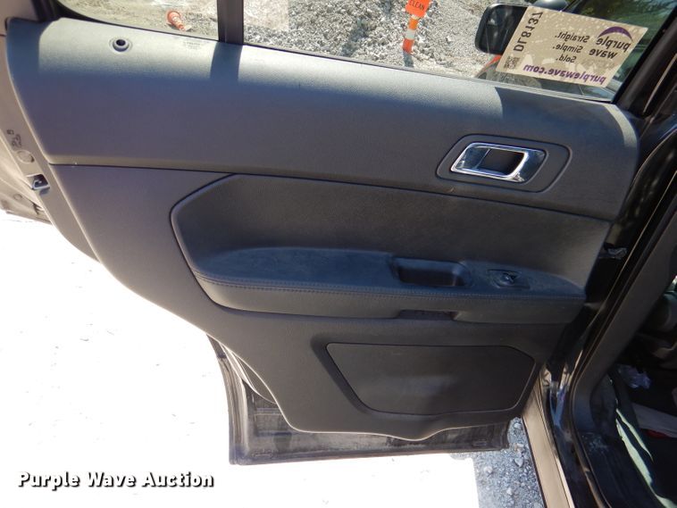 image for item DL8137 2017 Ford Explorer Police  SUV