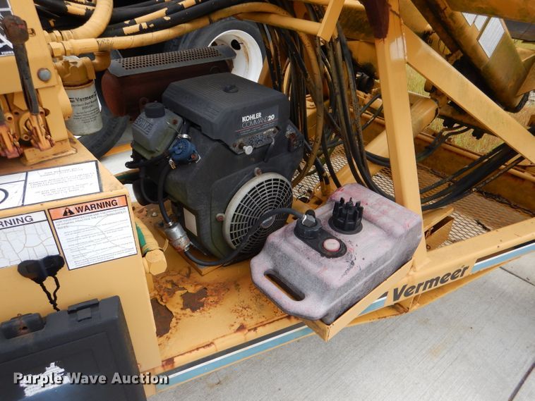 image for item DL8237 2000 Vermeer TS44A  tree spade